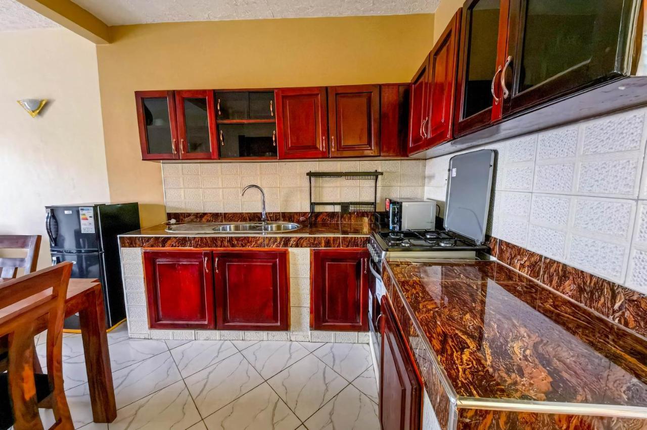 אנטבה Peace Of Mind Suites מראה חיצוני תמונה